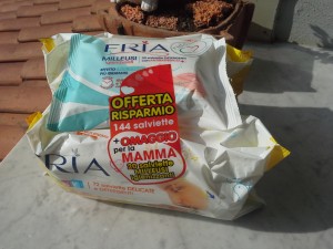 Salviette igienizzanti Fria in OMAGGIO acquistando salviette baby